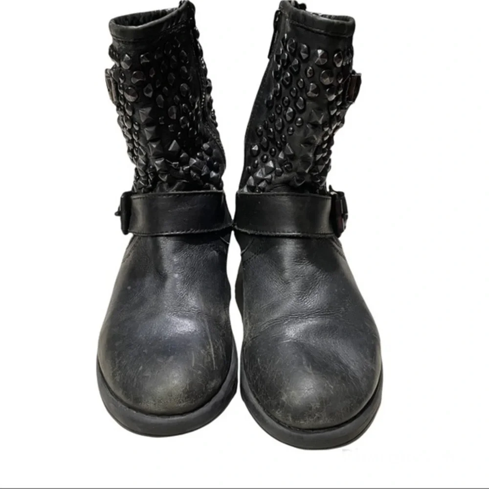 Steve Madden Leather Distressed Rugged Studded Buckle Moto Boots Size 8 - Picture 5 of 8